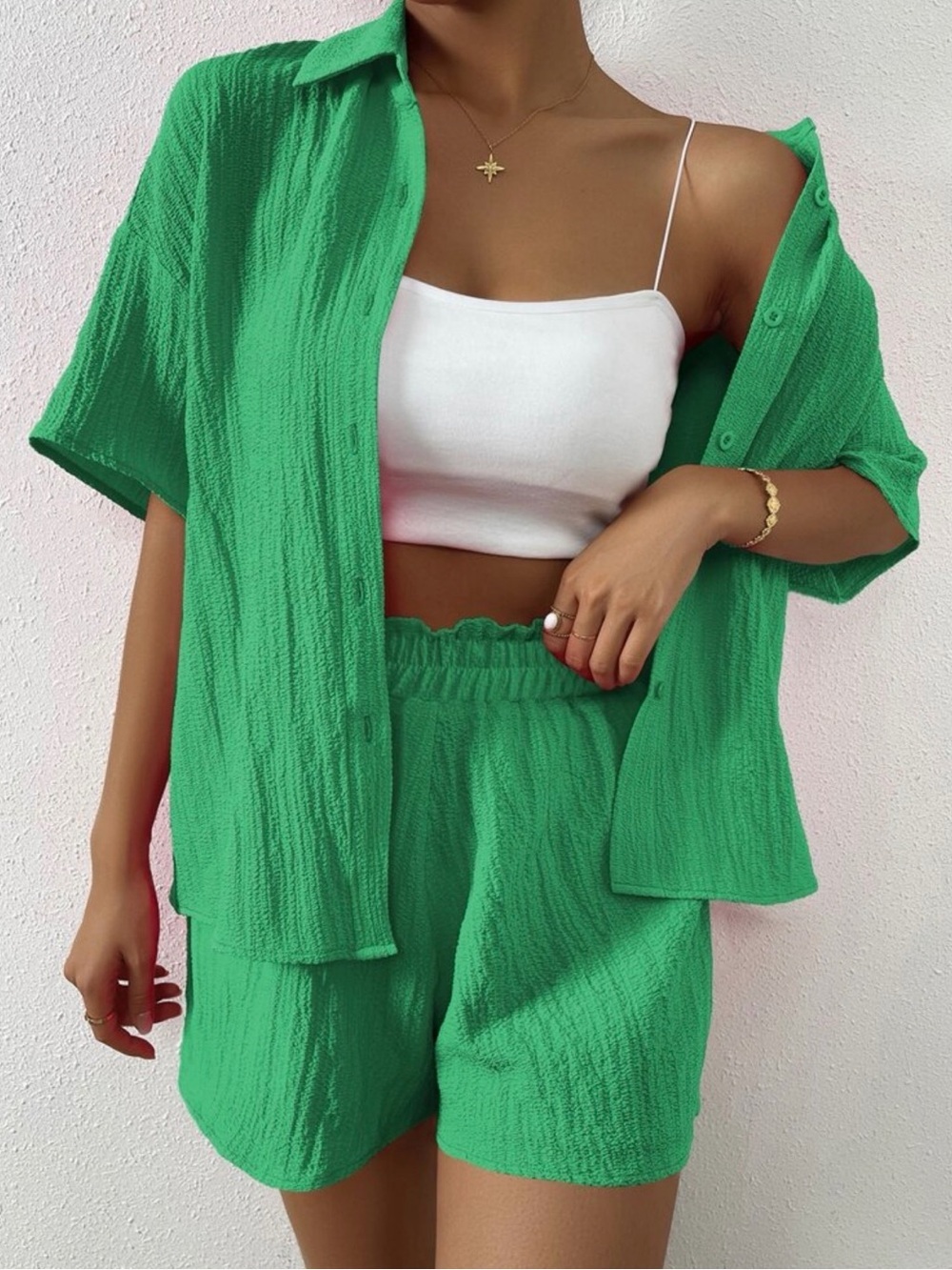Green Button-Front Short Sleeve Women's set , two piece. Short and shirt set!